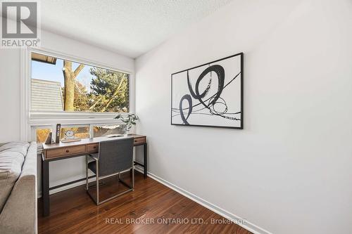 5 Remora Royal Way, Toronto, ON - Indoor