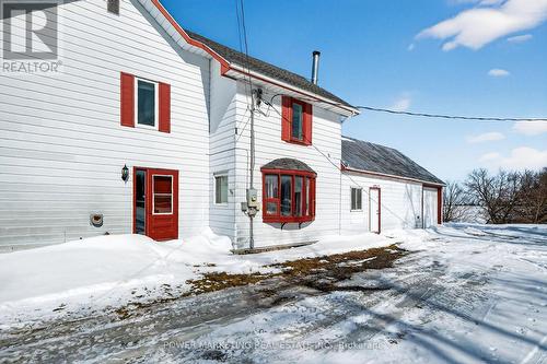 955 St Guillaume Road, Russell, ON 