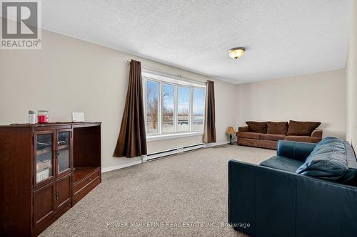 955 St Guillaume Road, Russell, ON 