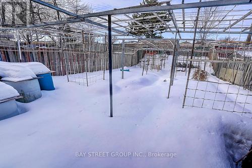 203 Roxanne Crescent, Toronto, ON - Outdoor