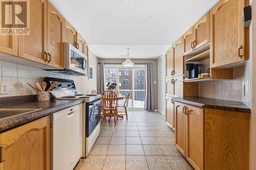 21 - 1660 Locksley Lane, Ottawa, ON - Indoor Photo Showing Kitchen