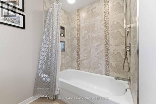 21 - 1660 Locksley Lane, Ottawa, ON - Indoor Photo Showing Bathroom