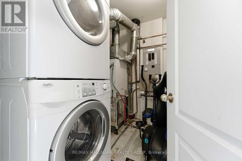 21 - 1660 Locksley Lane, Ottawa, ON - Indoor Photo Showing Laundry Room