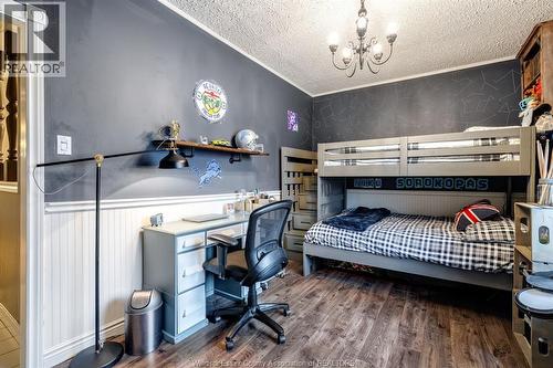 927 Iler Beach Road, Essex, ON - Indoor Photo Showing Bedroom
