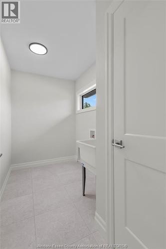 267 Joan Flood, Essex, ON - Indoor Photo Showing Other Room