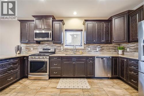 220 Selina, Lakeshore, ON - Indoor Photo Showing Kitchen With Upgraded Kitchen