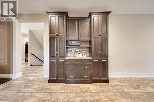 220 Selina, Lakeshore, ON - Indoor