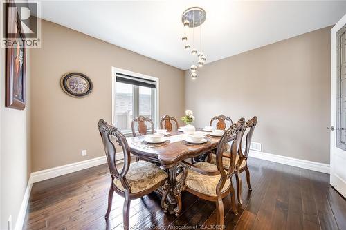 220 Selina, Lakeshore, ON - Indoor Photo Showing Dining Room