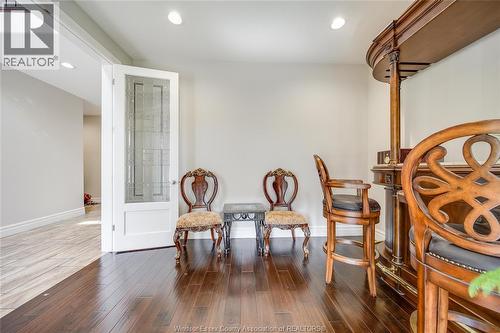 220 Selina, Lakeshore, ON - Indoor