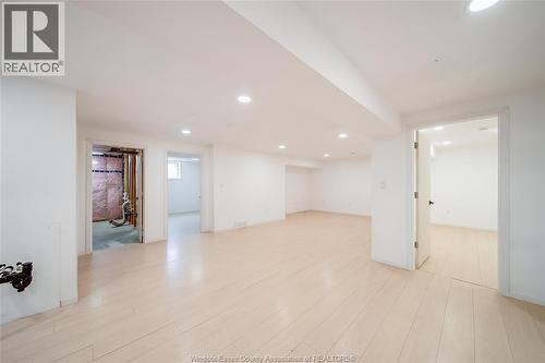 208 Summerset Place, Chatham, ON - Indoor