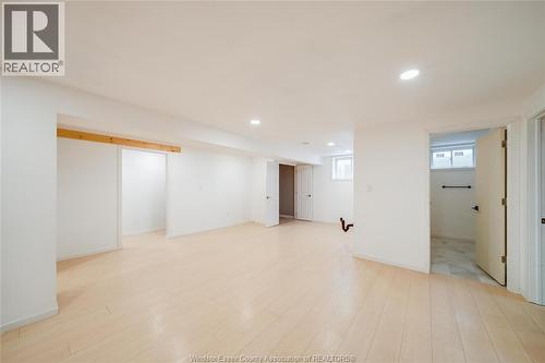 208 Summerset Place, Chatham, ON - Indoor