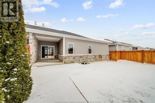 208 Summerset Place, Chatham, ON - Outdoor
