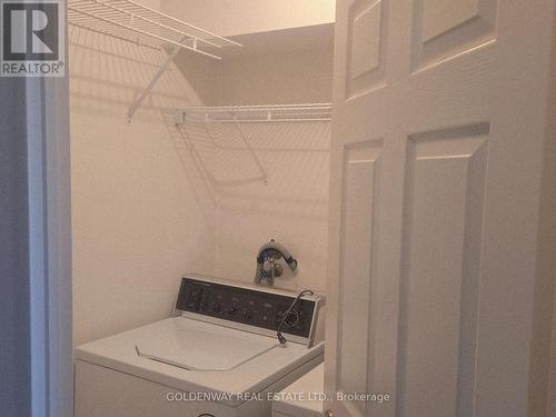 1012 - 7300 Yonge Street, Vaughan, ON - Indoor Photo Showing Other Room
