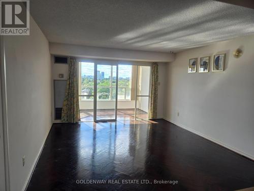 Living Room - 1012 - 7300 Yonge Street, Vaughan, ON - Indoor Photo Showing Other Room