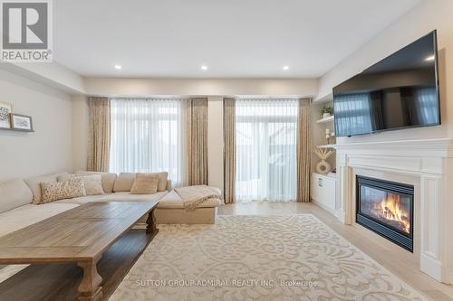 5 Millhouse Court, Vaughan, ON - Indoor Photo Showing Living Room With Fireplace