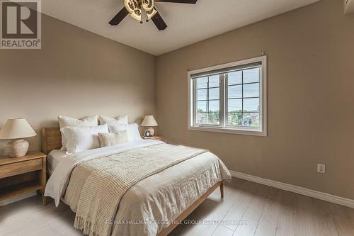 402 - 40 Ferndale Drive S, Barrie, ON - Indoor Photo Showing Bedroom