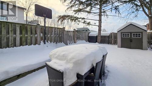 8 - 64 Bronte Street S, Milton, ON - Outdoor