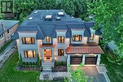 1486 PEMBROKE DRIVE  Oakville, ON L6H 1V8