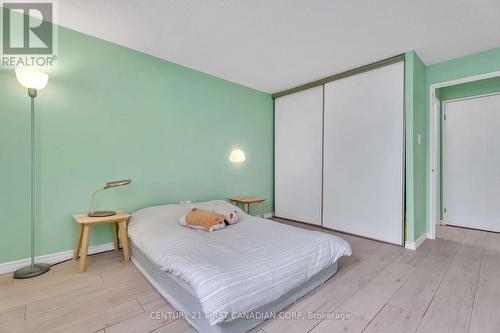 912 - 570 Proudfoot Lane, London North (North N), ON - Indoor Photo Showing Bedroom