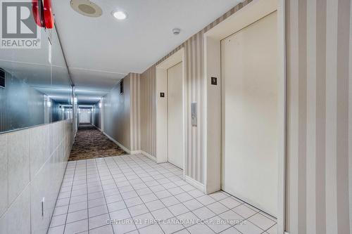 912 - 570 Proudfoot Lane, London North (North N), ON - Indoor Photo Showing Other Room