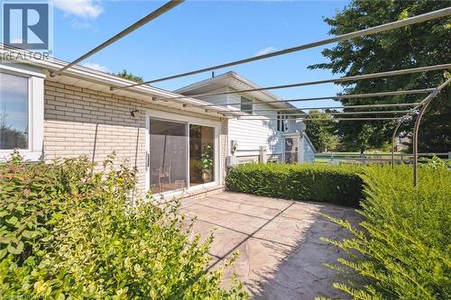 27 Peel St E, Alma, ON - Outdoor