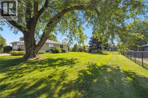 27 Peel St E, Alma, ON - Outdoor