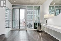 1701 - 88 BLUE JAYS WAY  Toronto, ON M5V 2G3