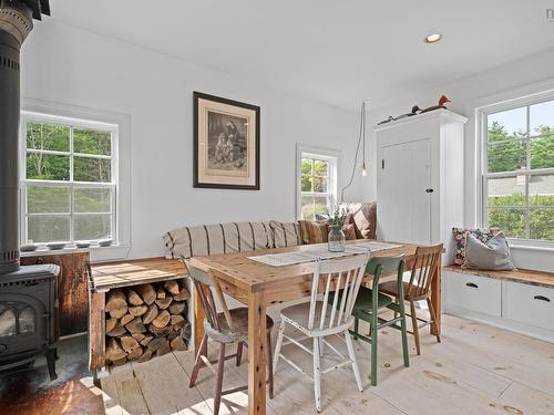 57 Old Falls Road, Liverpool, NS 