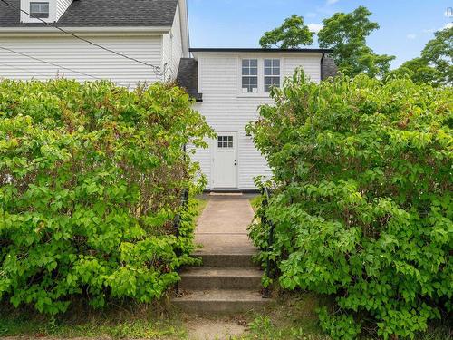 57 Old Falls Road, Liverpool, NS 