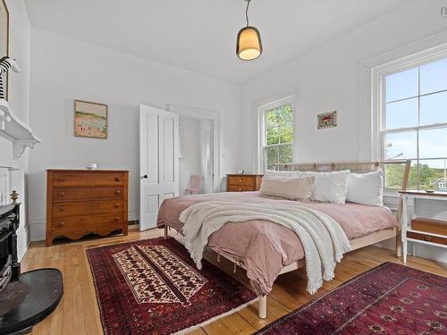 57 Old Falls Road, Liverpool, NS 