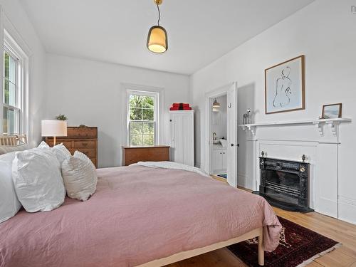 57 Old Falls Road, Liverpool, NS 