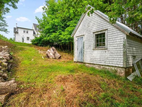 57 Old Falls Road, Liverpool, NS 