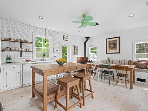 57 Old Falls Road, Liverpool, NS 