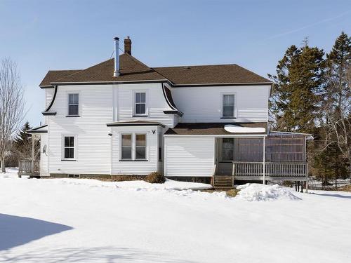 5 Feltzen South Road, Bayport, NS 