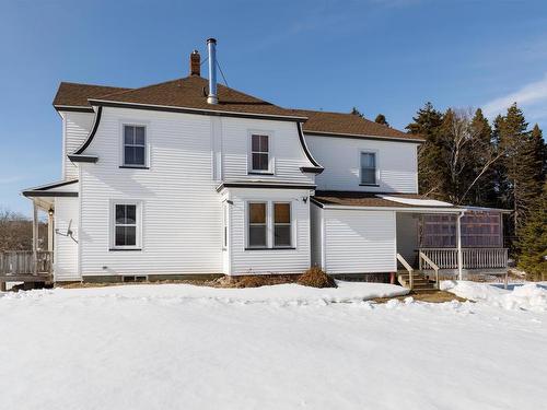 5 Feltzen South Road, Bayport, NS 