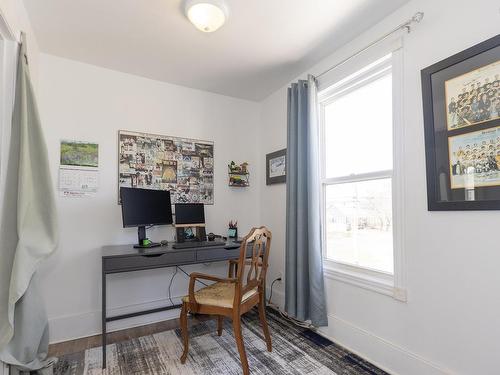 100 Queen Street, Parrsboro, NS 