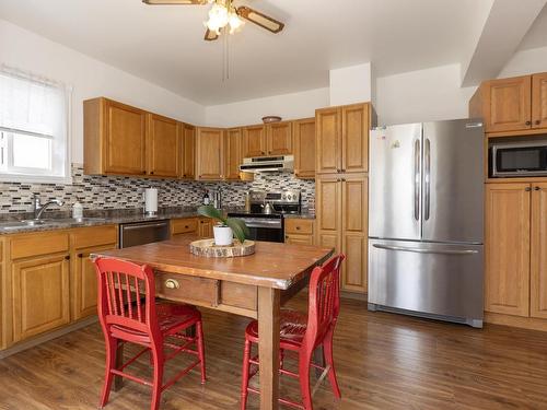 100 Queen Street, Parrsboro, NS 