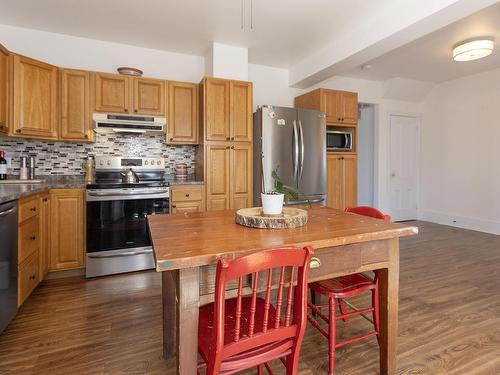 100 Queen Street, Parrsboro, NS 