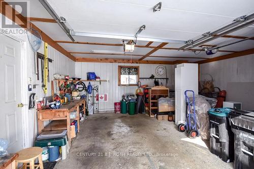 22 Sheppard Street, Severn, ON - Indoor Photo Showing Garage