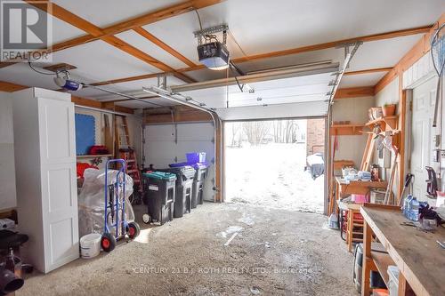 22 Sheppard Street, Severn, ON - Indoor Photo Showing Garage