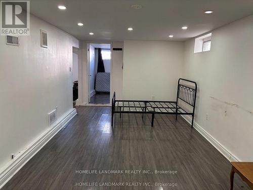 8 Ronaldshay Avenue, Hamilton, ON - Indoor