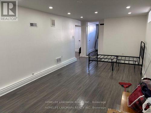 8 Ronaldshay Avenue, Hamilton, ON - Indoor Photo Showing Other Room