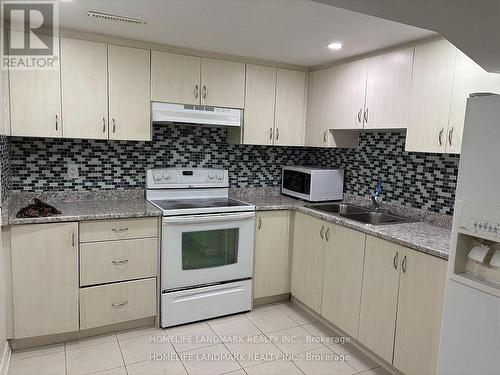 8 Ronaldshay Avenue, Hamilton, ON - Indoor Photo Showing Kitchen With Double Sink