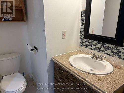 8 Ronaldshay Avenue, Hamilton, ON - Indoor Photo Showing Bathroom