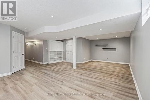 303 Hillcroft Court, Waterloo, ON - Indoor Photo Showing Other Room