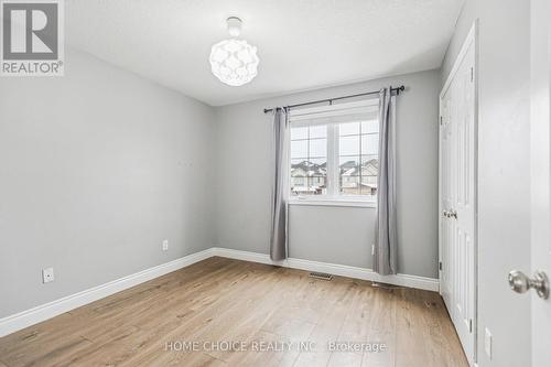 303 Hillcroft Court, Waterloo, ON - Indoor Photo Showing Other Room