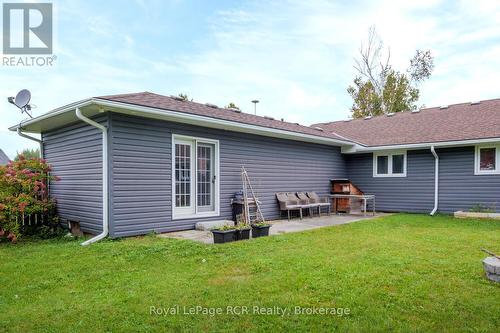 525 Augusta Street, Saugeen Shores, ON - Outdoor With Exterior