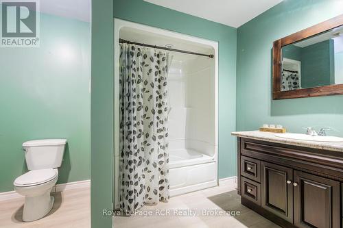 525 Augusta Street, Saugeen Shores, ON - Indoor Photo Showing Bathroom