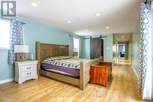 525 Augusta Street, Saugeen Shores, ON - Indoor Photo Showing Bedroom