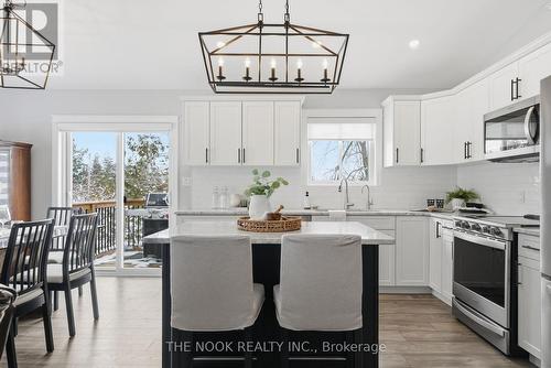 1040 Yankee Line, Selwyn, ON - Indoor